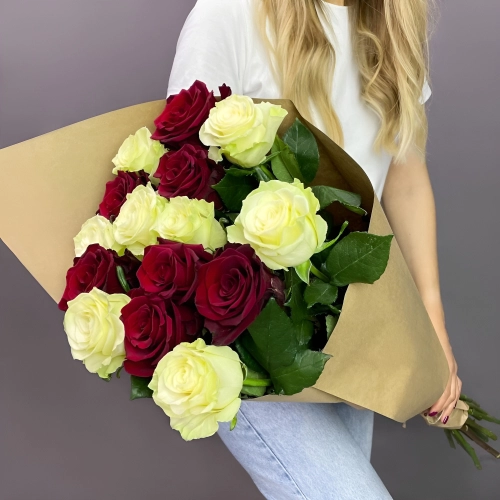 Букет «Инь-Ян» – гармония страсти и чистоты Апатиты Мурманская область